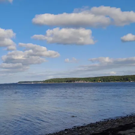 Apartamento Am Leuchtturm Schausende