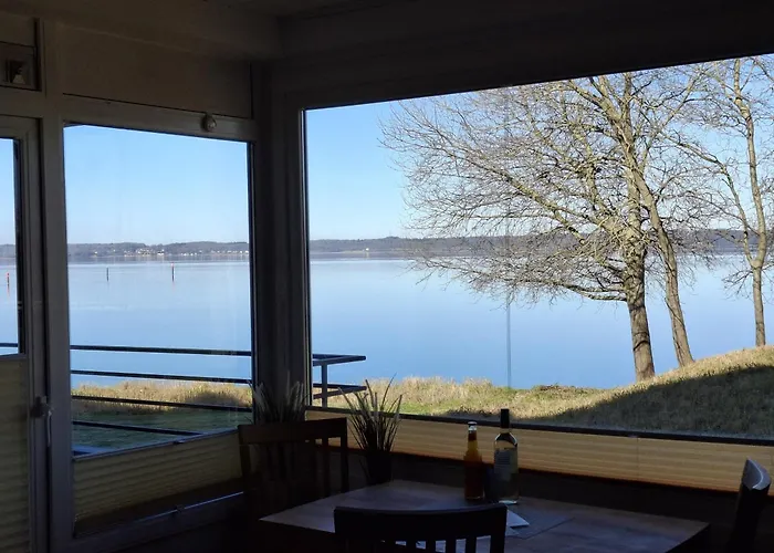 Am Leuchtturm * Schausende